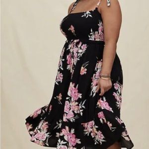 TORRID Black Floral Challis Tie Strap Smocked Midi Dress